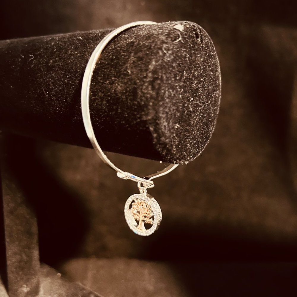 Silver Tone Bracelet Rhinestone Encircled Tree Of Life Charm Signed LA CN (3796)